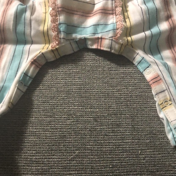 Jessica Simpson Baby Striped Romper with Matching Headband Size 6-9 Months - Picture 5 of 5